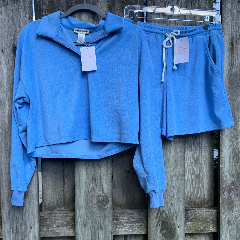 Dippin Daisys Two-Piece Set NWT !